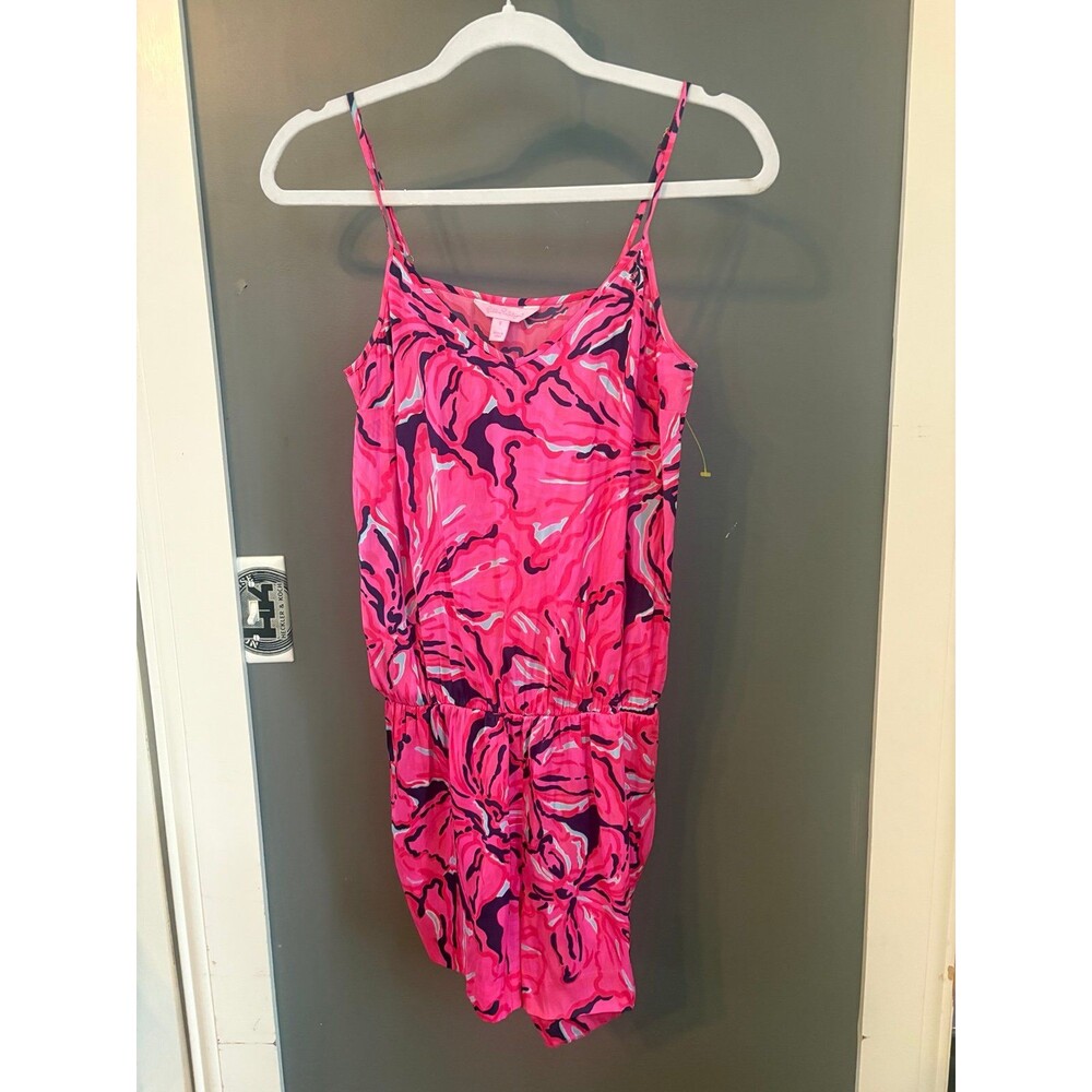Lilly Pulitzer size Small S Deanna Hop Pink Tropical Floral shorts Romper